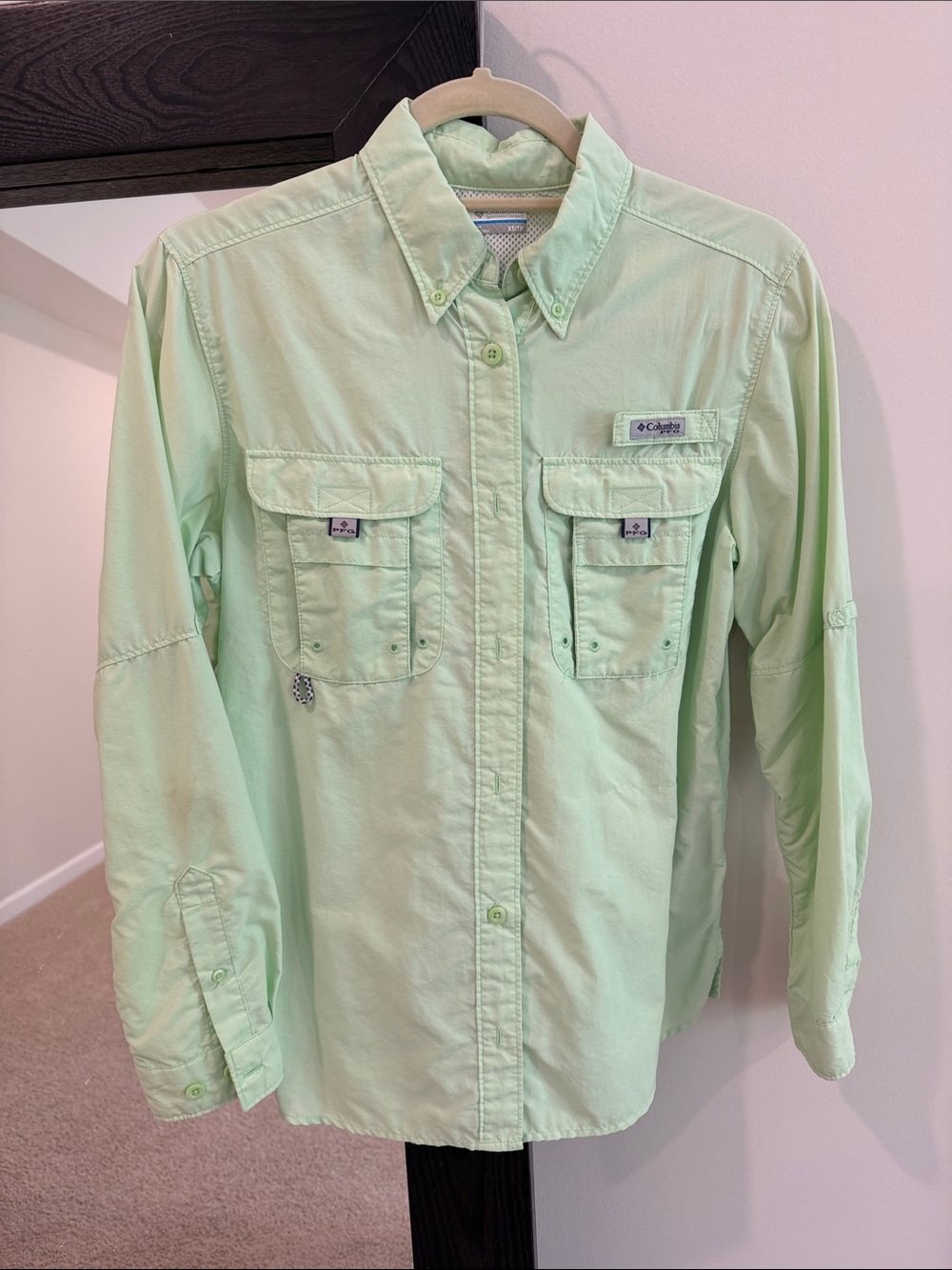 Columbia Women's Light Mint Green Button-Down Casual Shirt